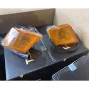 Фонарь поворотник SHAANXI X3000 левый на крыло DZ97189721330 TiggerPart-0676